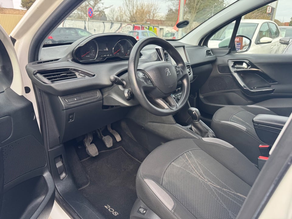 Peugeot 208 1,2 VTi Active 5d