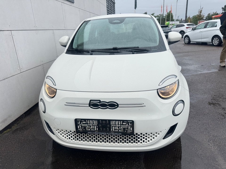 Fiat 500e 42 Icon 3d