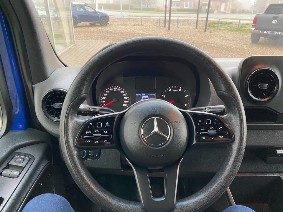 Mercedes Sprinter 316 2,2 CDi A2 Kassevogn aut. AWD