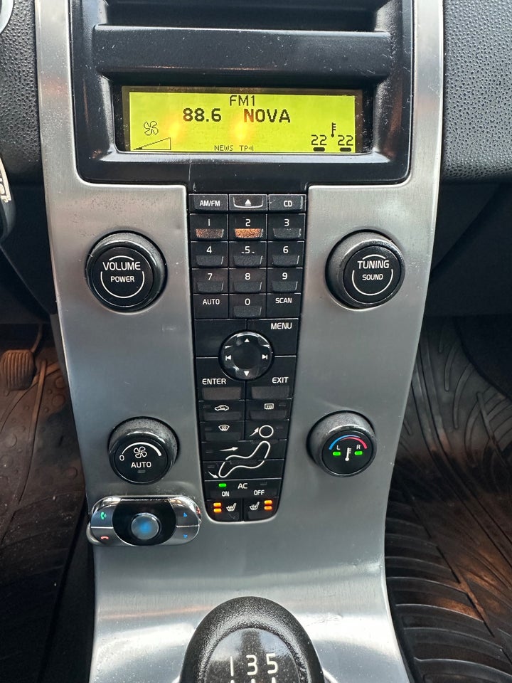Volvo V50 1,8 Momentum 5d