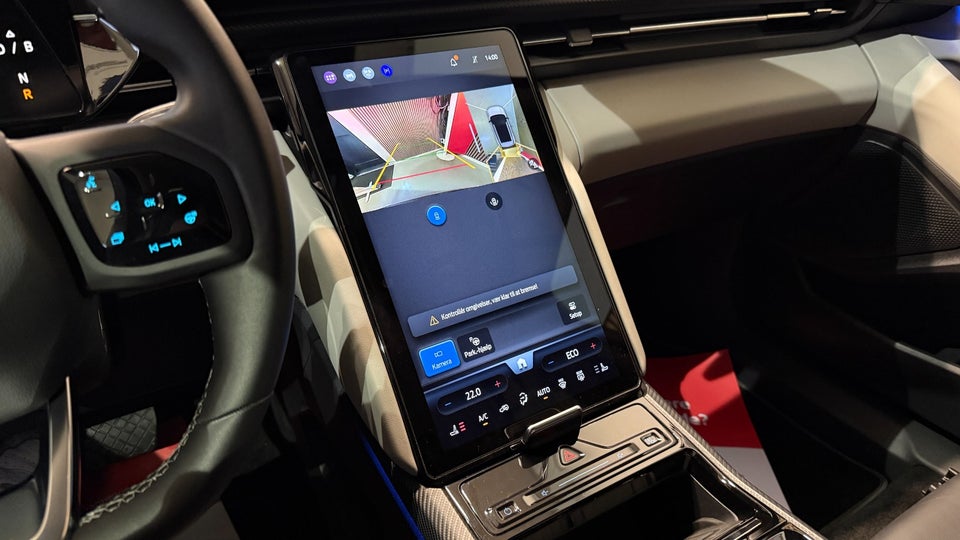 Ford Explorer 77 Premium Extended Range 5d