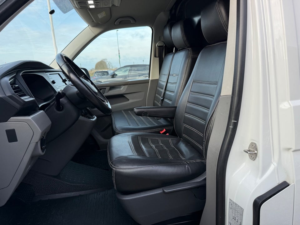 VW Transporter 2,0 TDi 150 Kassevogn DSG lang