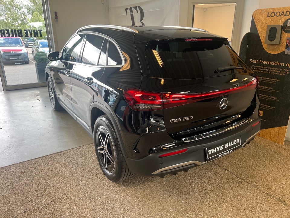 Mercedes EQA250 AMG Line 5d