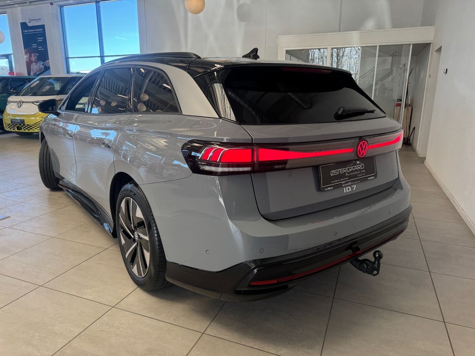 VW ID.7 77 Style Tourer 5d