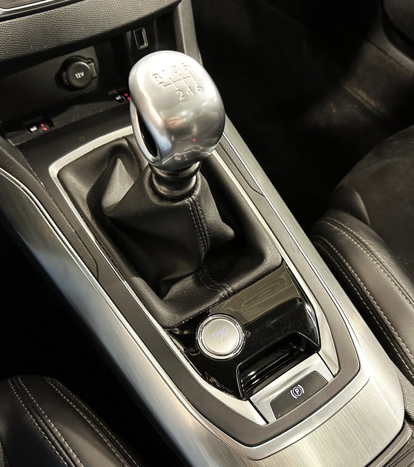 Peugeot 308 1,6 BlueHDi 120 Allure SW 5d