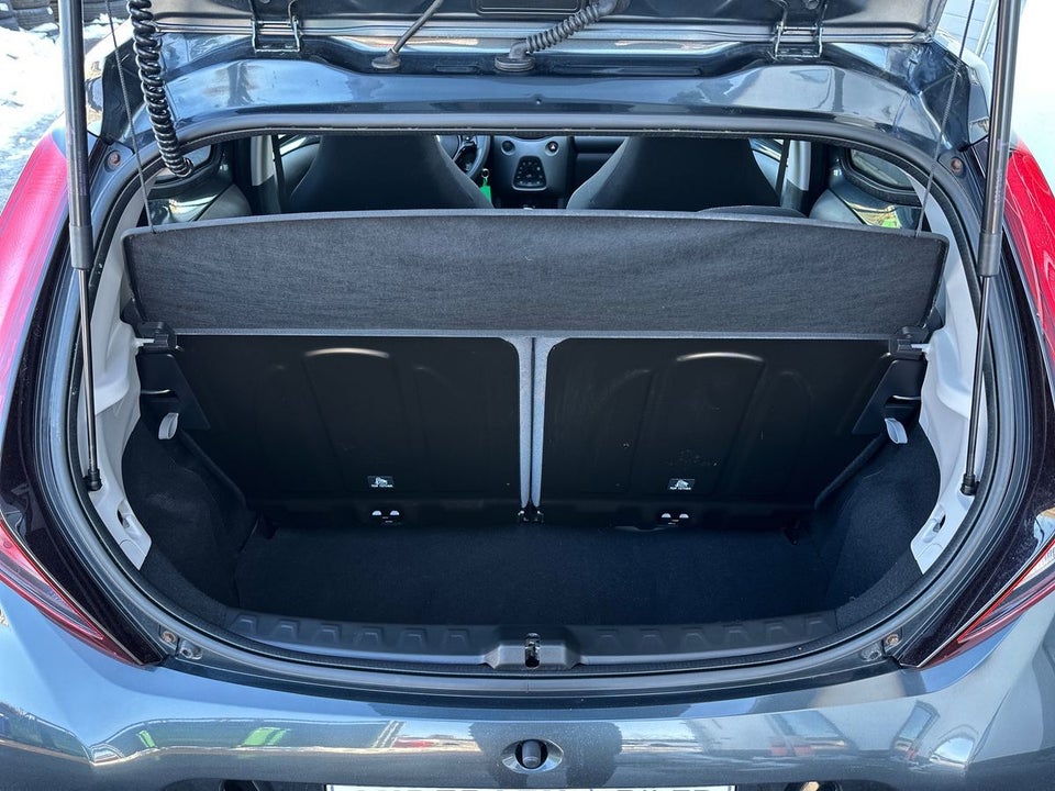 Toyota Aygo 1,0 VVT-i x-sky 5d