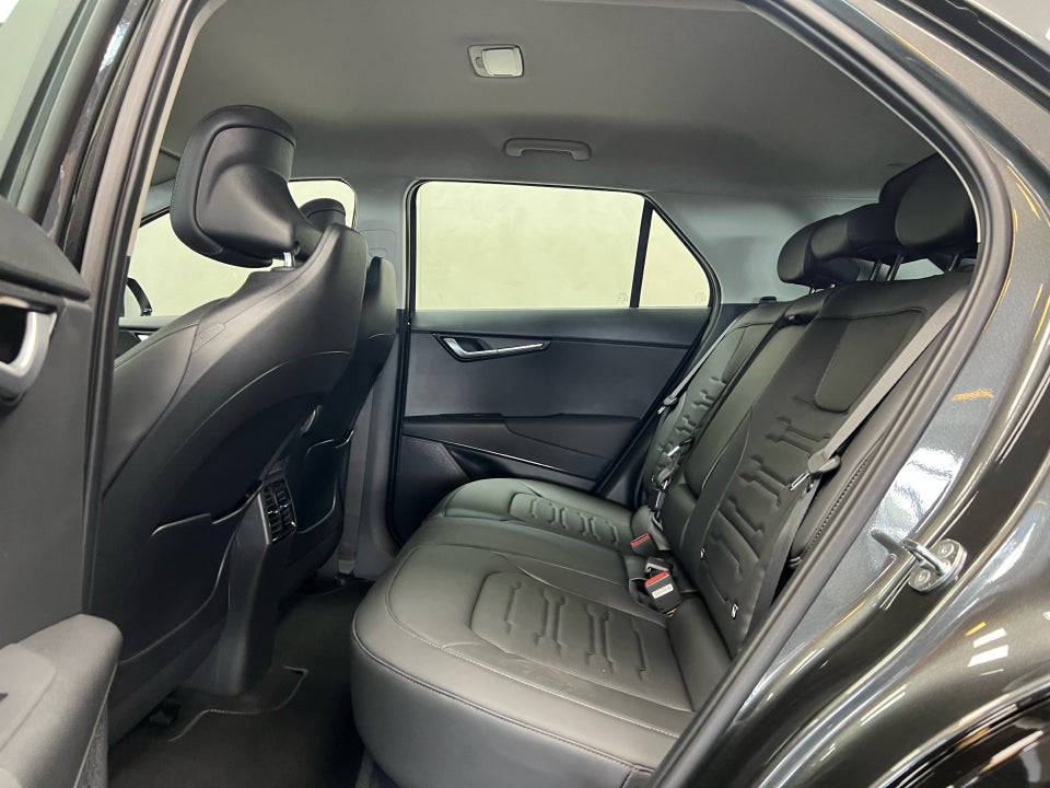 Kia Niro 64 EV Prestige 5d