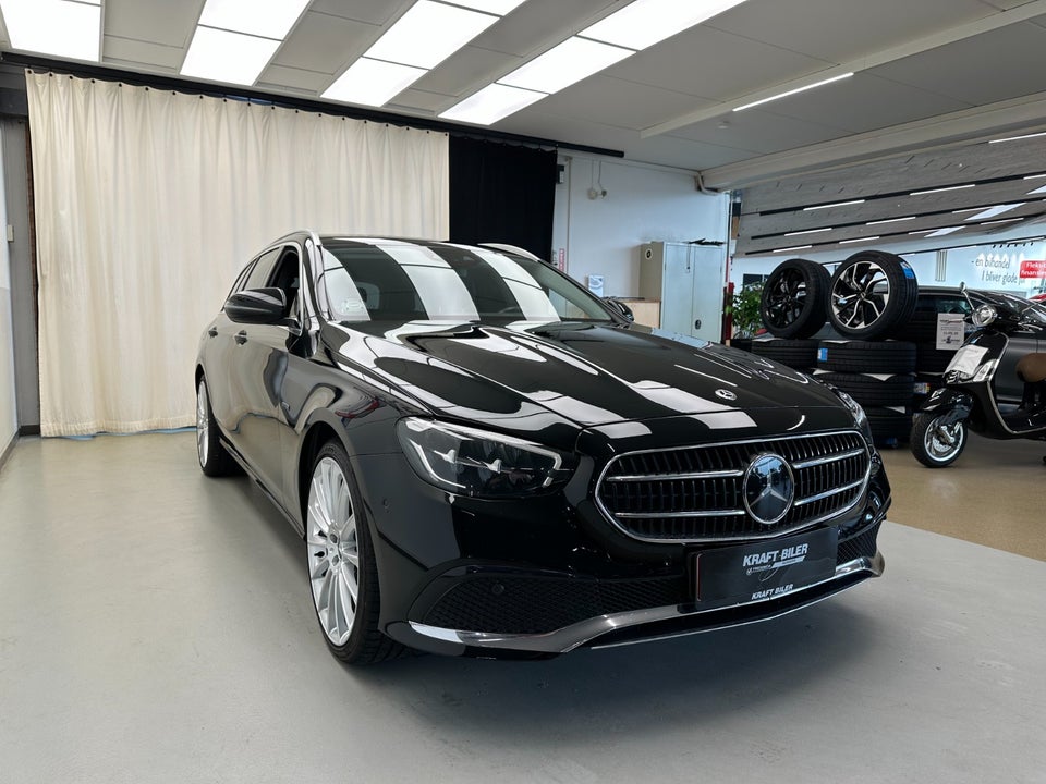 Mercedes E300 de 2,0 Business stc. aut. 5d