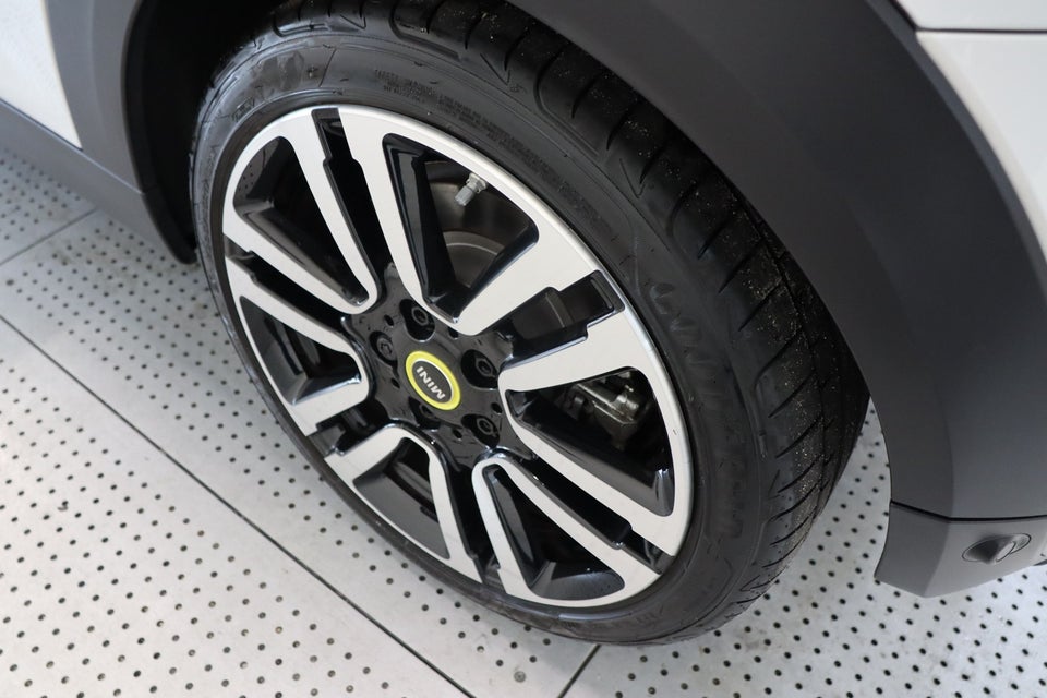 MINI Cooper SE Edition Premium Plus 3d