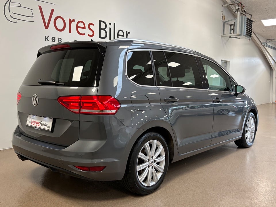 VW Touran 2,0 TDi 150 Highline DSG 5d