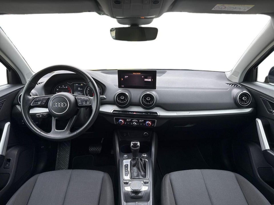Audi Q2 35 TFSi Prestige S-tr. 5d