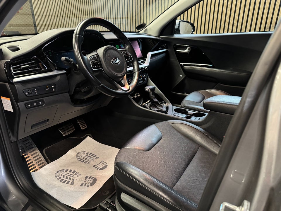 Kia Niro 1,6 PHEV Advance DCT 5d