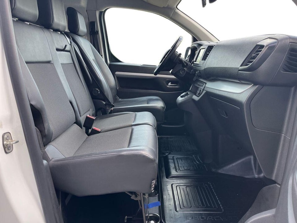 Toyota ProAce 2,0 D 177 Long Comfort Master aut. 5d