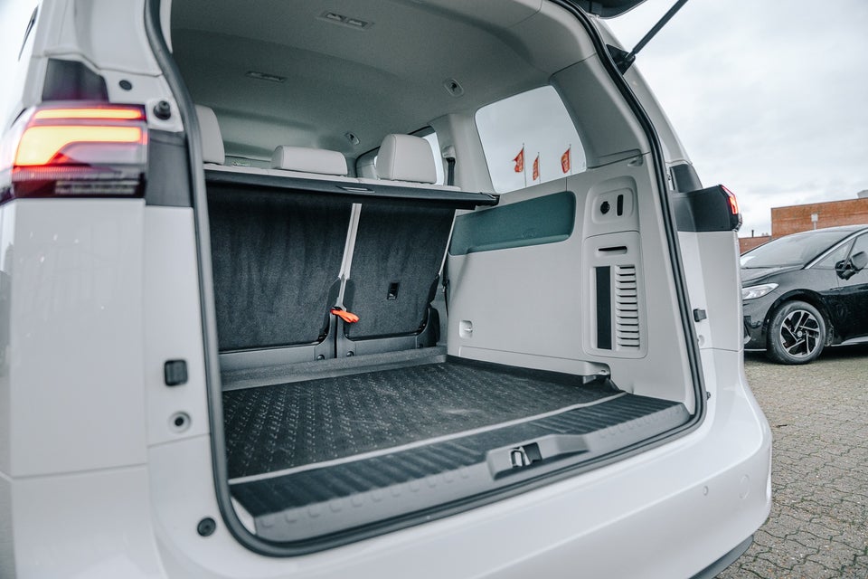 VW ID.Buzz 77 Style SWB 5d