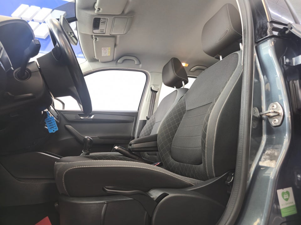 Skoda Fabia 1,0 MPi 60 Ambition Combi 5d
