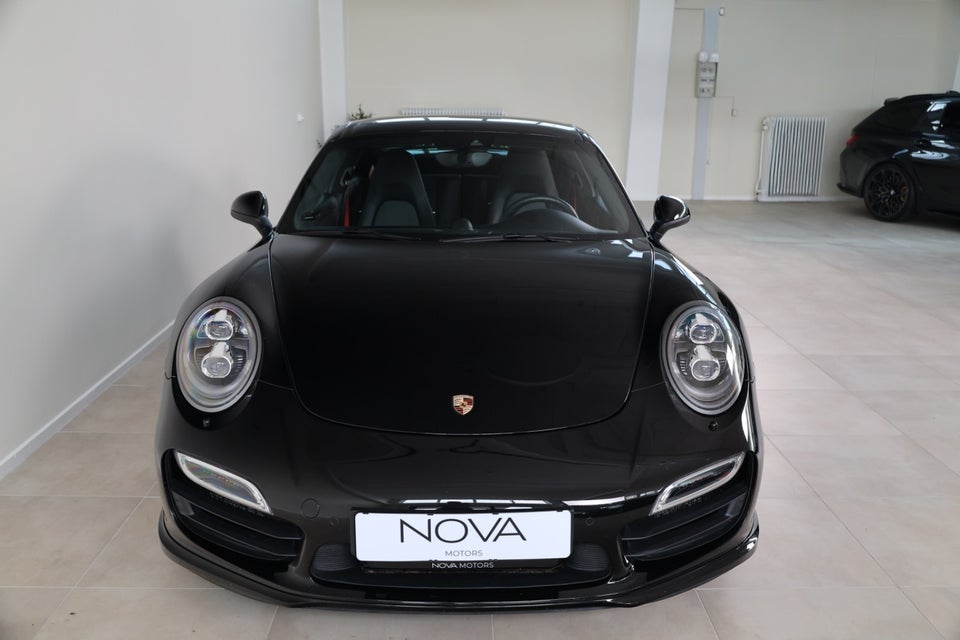 Porsche 911 Turbo 3,8 Coupé PDK 2d