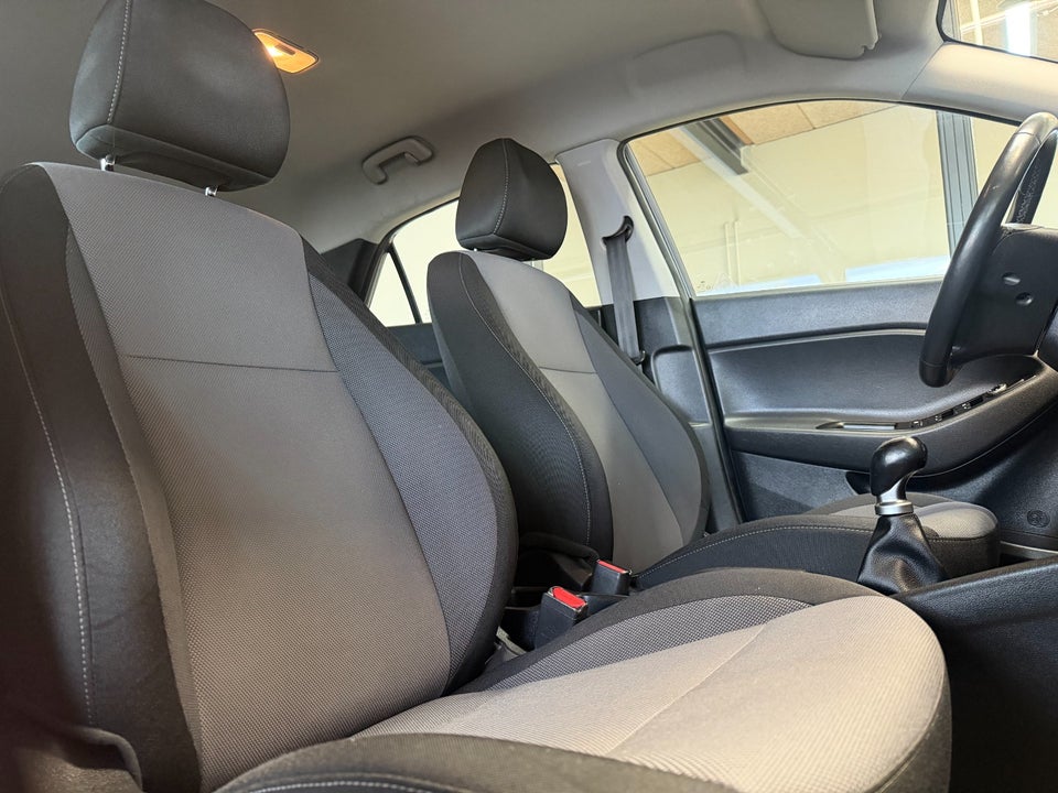 Hyundai i20 1,25 Vision 5d