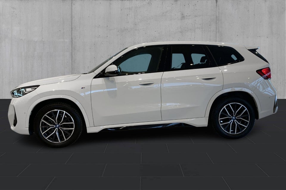 BMW iX1 eDrive20 M-Sport 5d