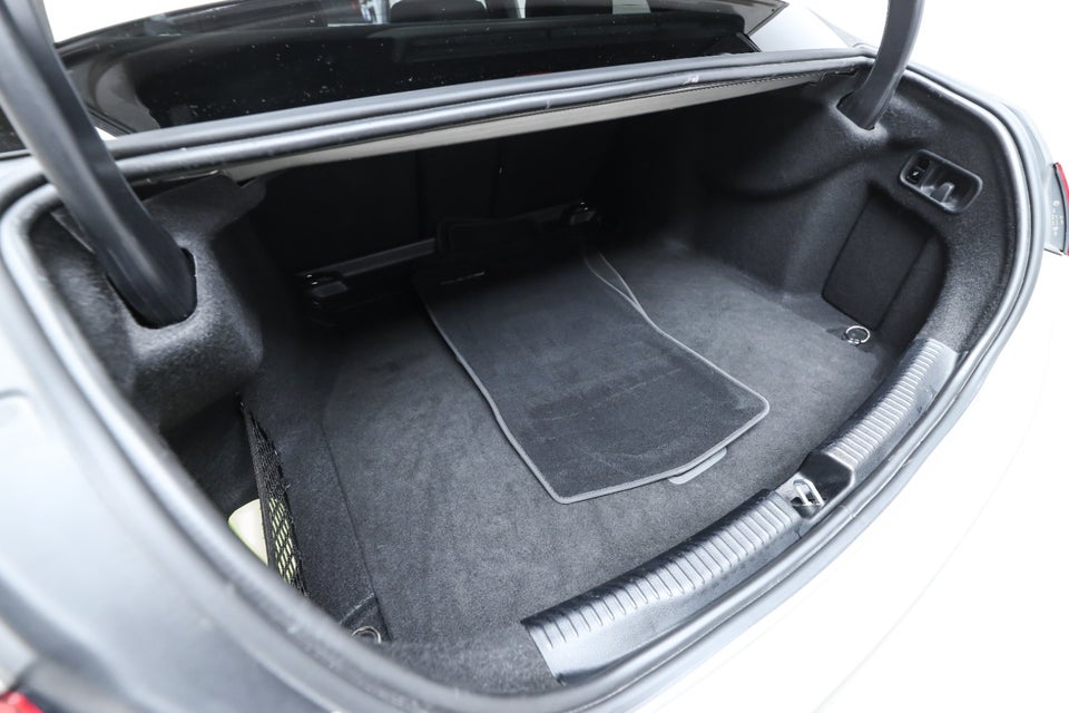 Mercedes C200 1,5 AMG Line aut. 4d