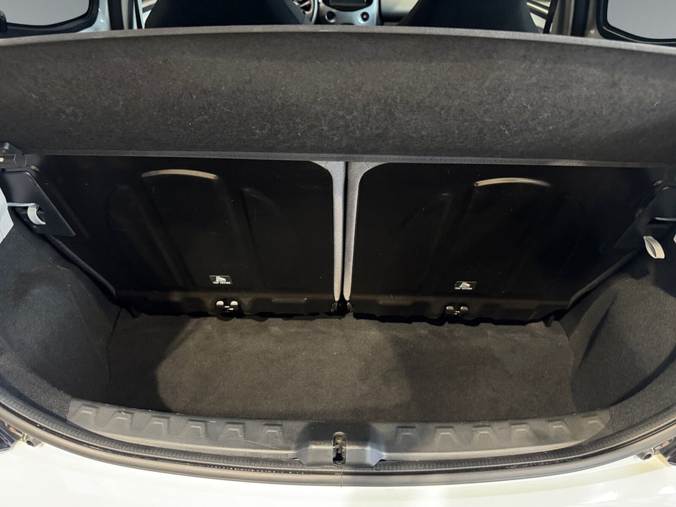 Toyota Aygo 1,0 VVT-i x-press 5d