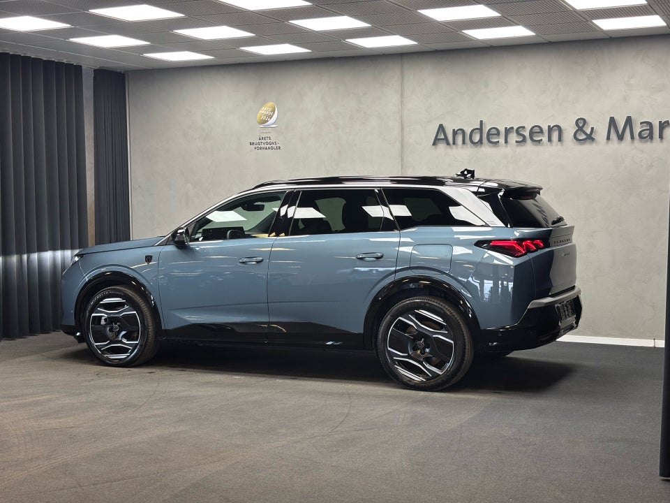 Peugeot e-5008 77 GT 7prs 5d