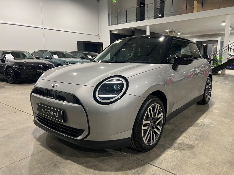 MINI Cooper E Classic Trim S 3d