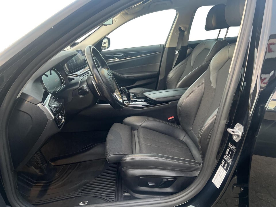 BMW 530d 3,0 Sport Line aut. 4d