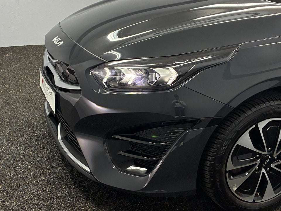 Kia Ceed 1,6 PHEV Prestige SW DCT 5d