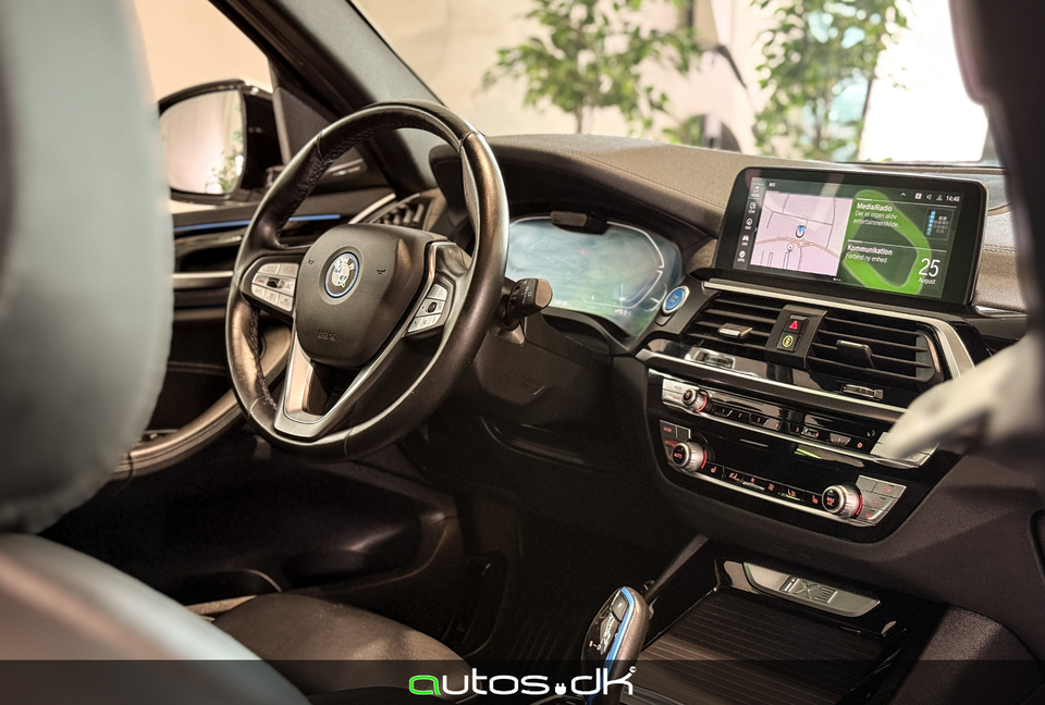 BMW iX3 Charged Plus 5d