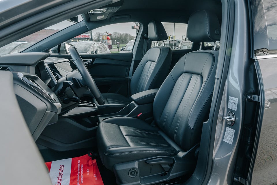 Audi Q4 e-tron 40 Advanced 5d