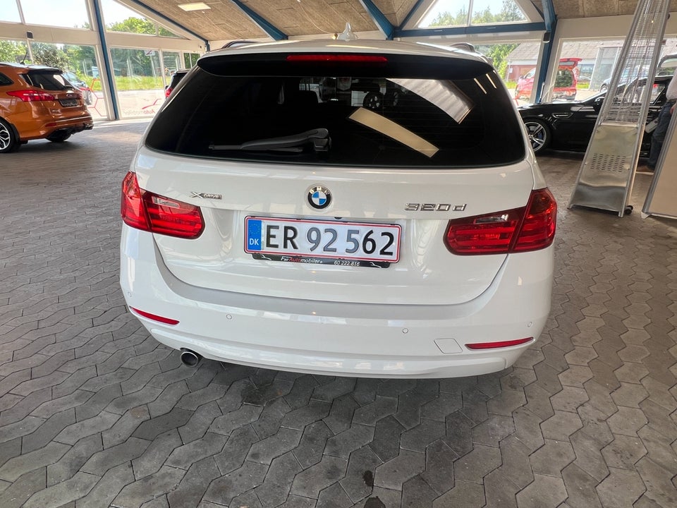 BMW 320d 2,0 Touring xDrive aut. 5d