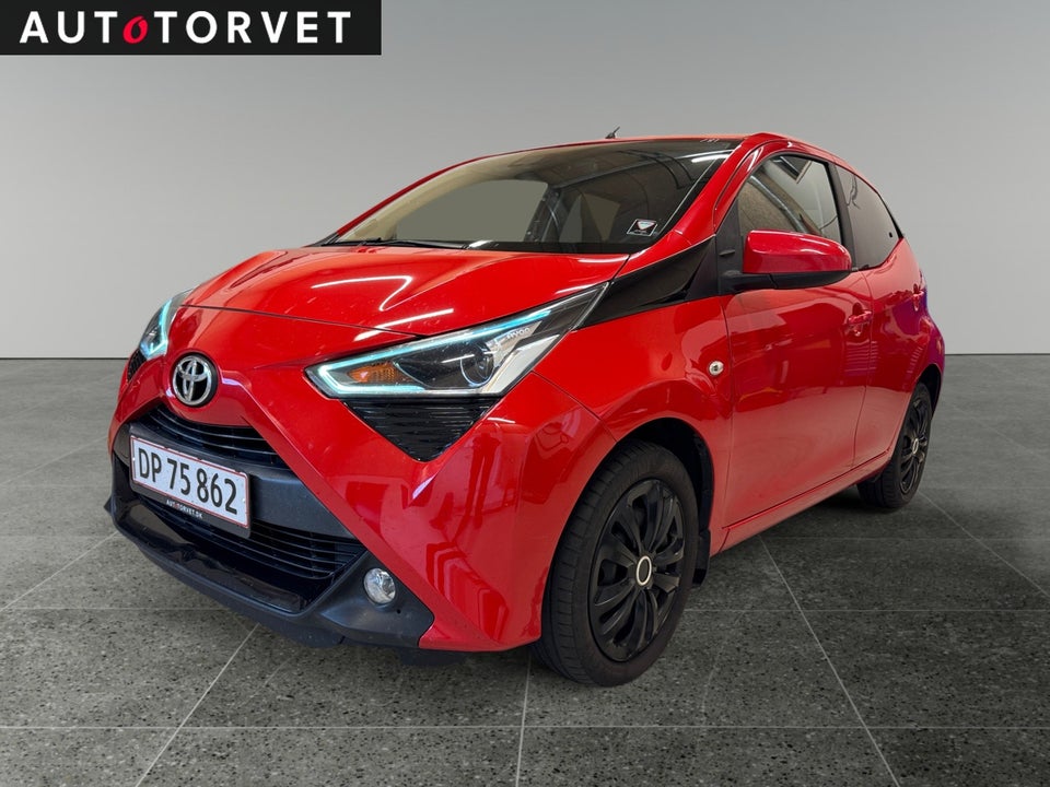 Toyota Aygo 1,0 VVT-i x-play 5d