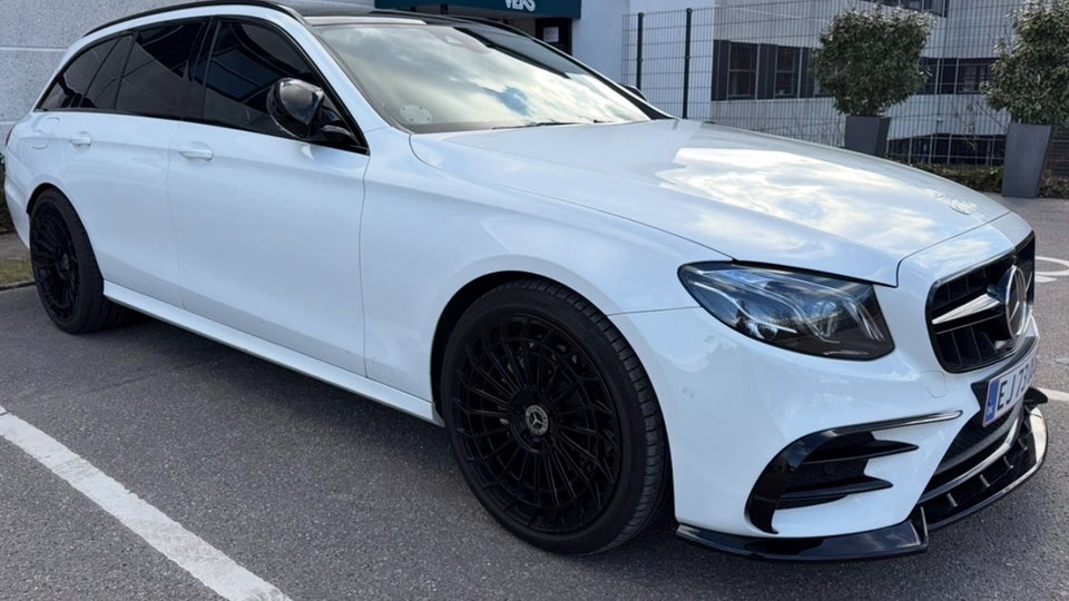 Mercedes E220 d 2,0 AMG Line stc. aut. 4Matic 5d