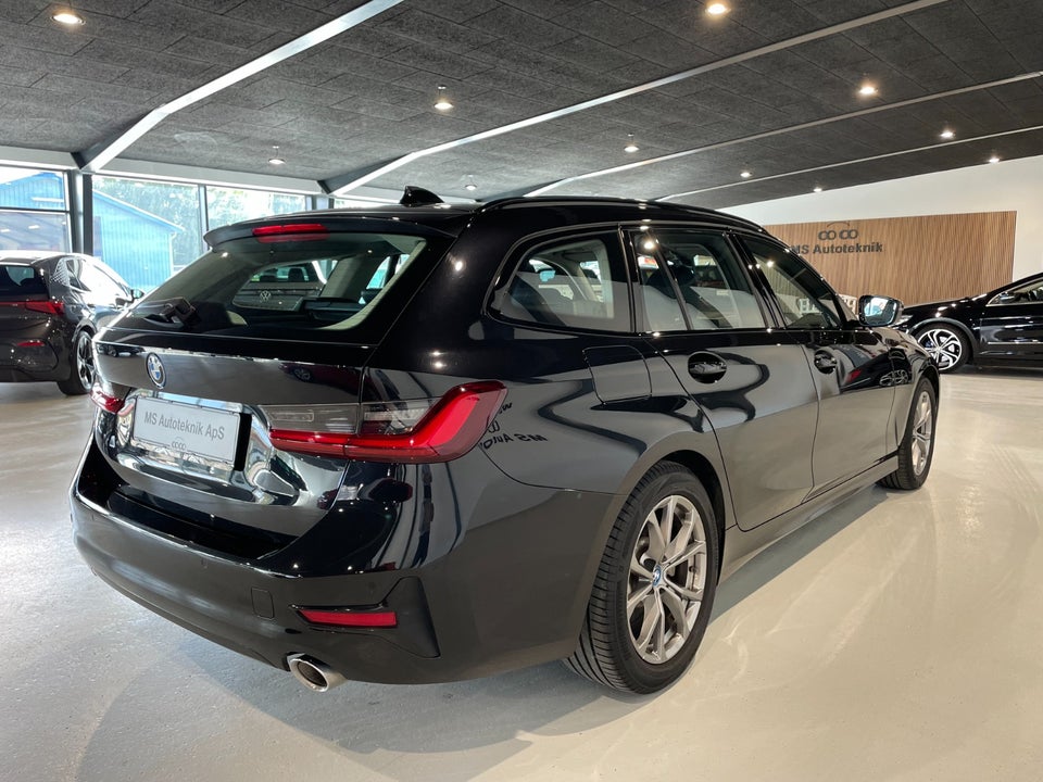 BMW 330e 2,0 Touring Sport Line aut. 5d