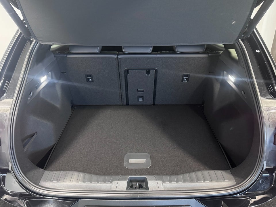 Ford Explorer 77 Select Extended Range 5d