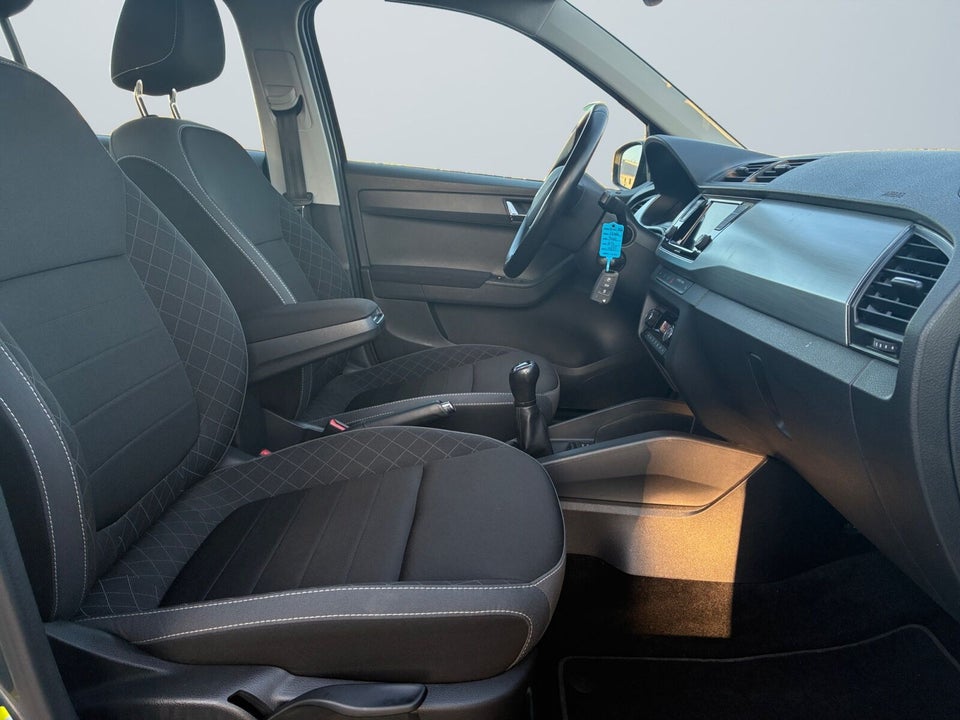 Skoda Fabia 1,0 MPi 60 Ambition 5d