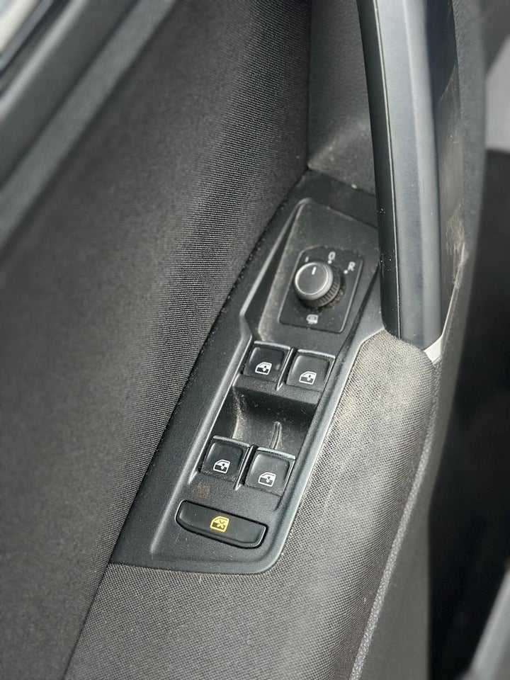 VW Tiguan 2,0 TDi 150 Comfortline DSG 4Motion 5d