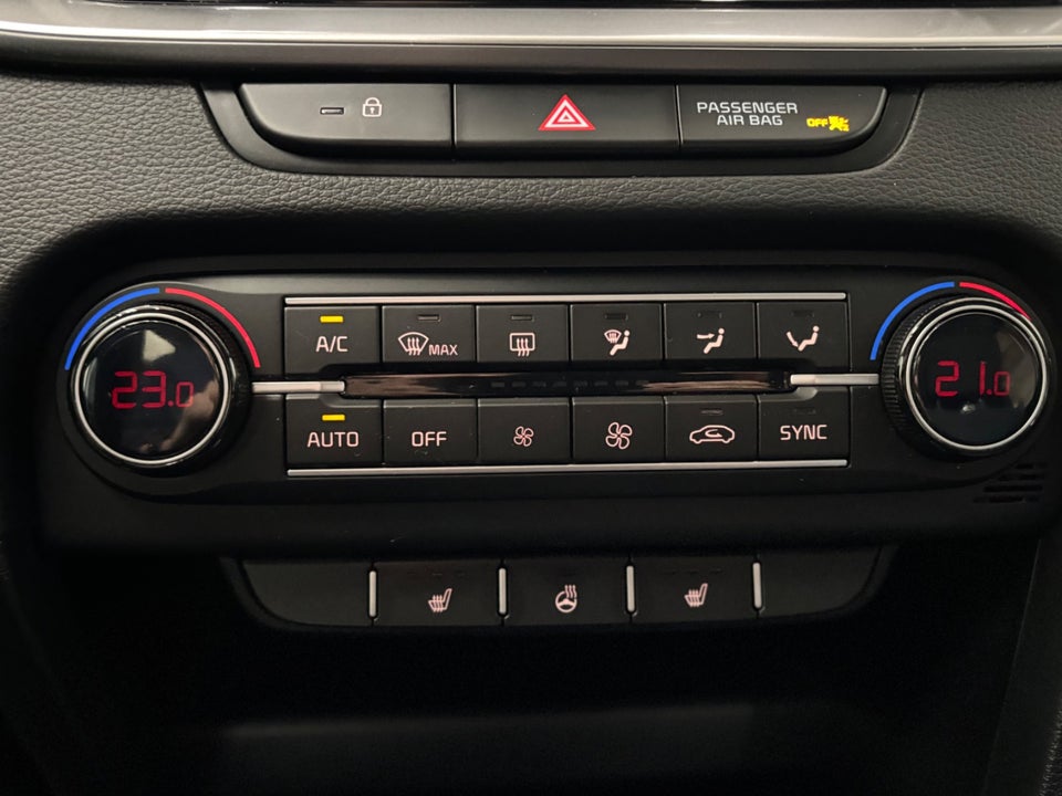 Kia Ceed 1,0 T-GDi Prestige SW 5d