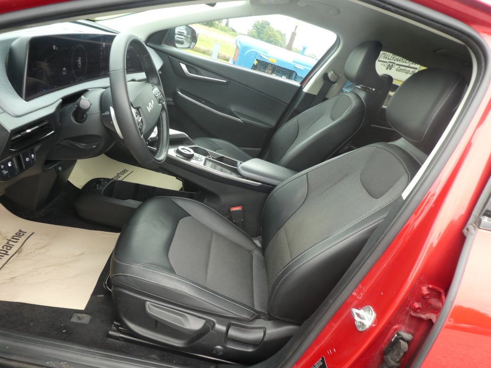 Kia EV6 77 Long Range 5d