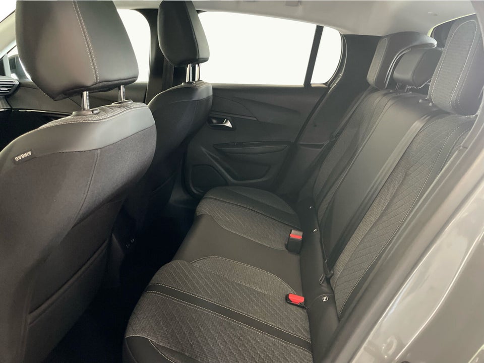 Peugeot 208 1,2 PureTech 100 Allure+ 5d