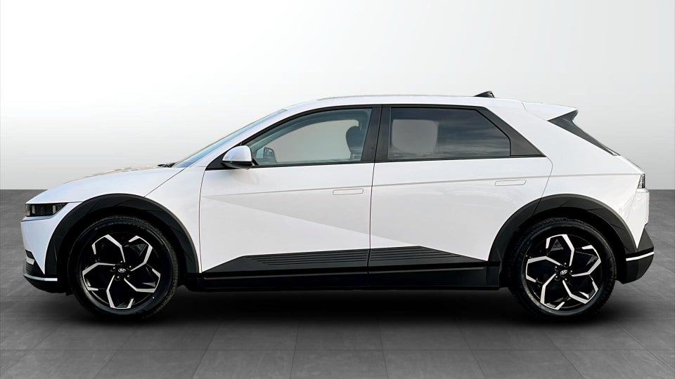 Hyundai Ioniq 5 77 Essential 5d
