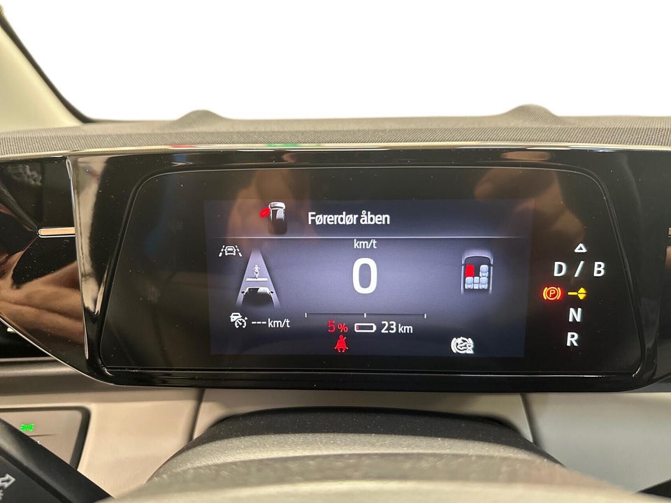 Ford Explorer 82 Premium Extended Range 5d