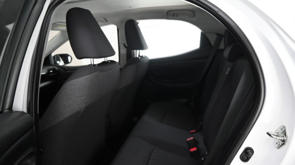 Toyota Yaris 1,5 Hybrid H3 e-CVT 5d