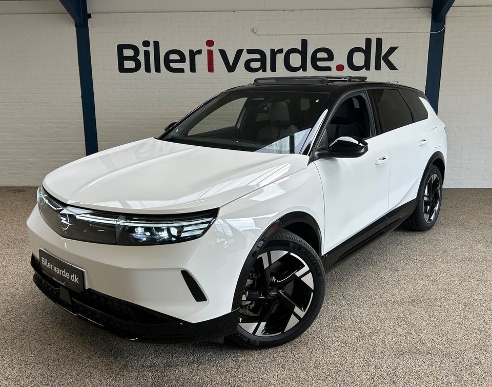Opel Grandland-e 73 GS Sky 5d