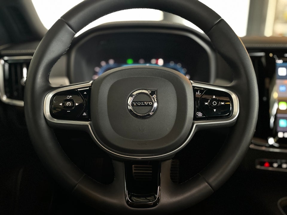 Volvo V90 2,0 T8 ReCharge R-Design aut. AWD 5d