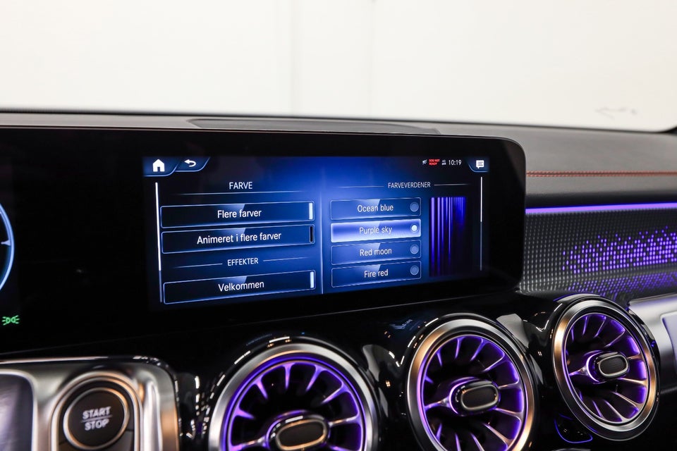 Mercedes EQB300 AMG Line 4Matic 5d