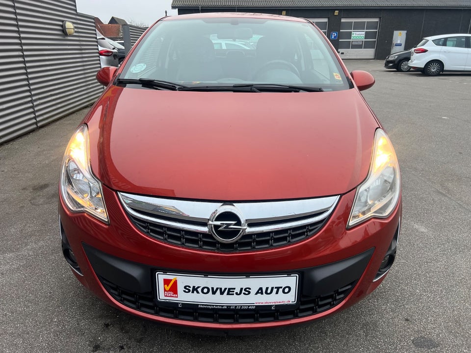 Opel Corsa 1,2 16V Enjoy 3d