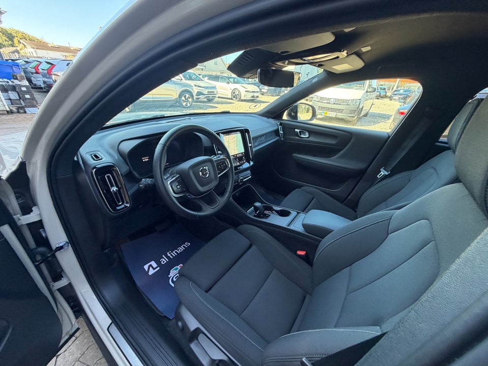 Volvo EX40 Extended Range Core 5d