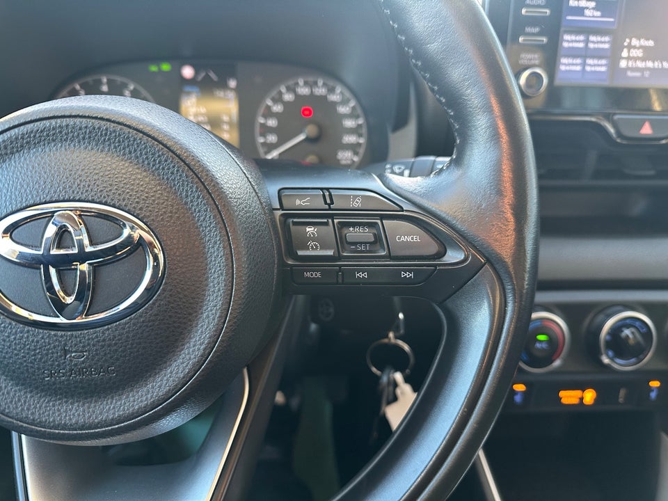 Toyota Yaris 1,5 Active Tech+ Design 5d