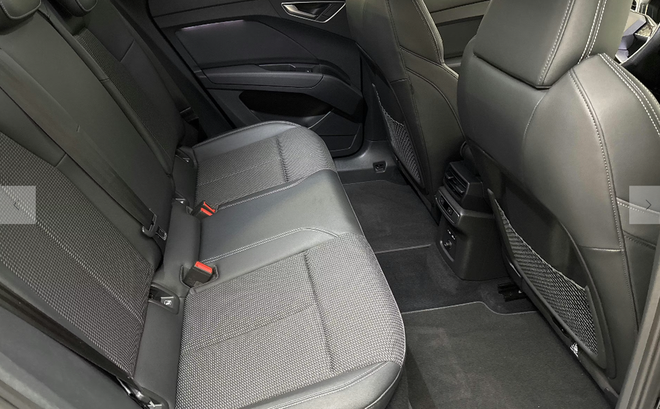 Audi Q4 e-tron 40 S-line 5d